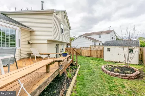 Exterior - 8108 Saint David Ct, Springfield, VA 22153 photo 6 of 9