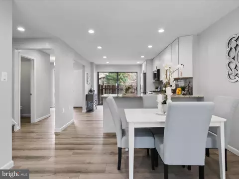 11159 Saffold Way, Reston, VA 20190 photo 9