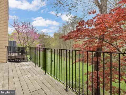 11159 Saffold Way, Reston, VA 20190 photo 39