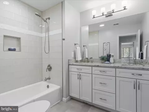11159 Saffold Way, Reston, VA 20190 photo 16