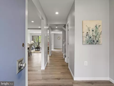 11159 Saffold Way, Reston, VA 20190 photo 14