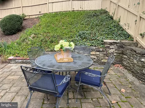 Exterior - 1955 Foxhall Rd, Mclean, VA 22101 photo 6 of 6