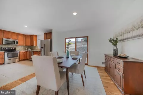 Dining - 1955 Foxhall Rd, Mclean, VA 22101 photo 1 of 2