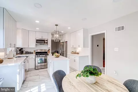 Kitchen - 7752 Lowmoor Rd, Springfield, VA 22153 photo 4 of 8