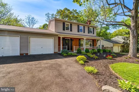 Exterior - 7752 Lowmoor Rd, Springfield, VA 22153 photo 22 of 25