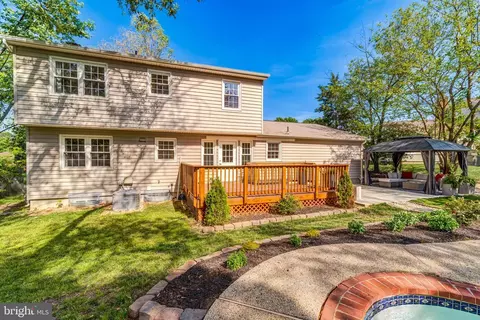 Exterior - 7752 Lowmoor Rd, Springfield, VA 22153 photo 10 of 25
