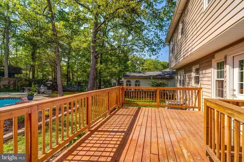 Exterior - 7752 Lowmoor Rd, Springfield, VA 22153 photo 3 of 25