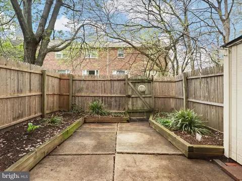 8441 Penshurst Dr #603, Springfield, VA 22152 photo 19