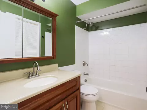 8441 Penshurst Dr #603, Springfield, VA 22152 photo 17