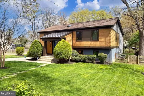 407 Nutley St NW, Vienna, VA 22180