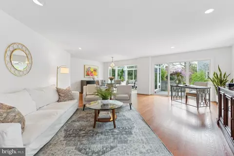 1737 Chain Bridge Rd, Mclean, VA 22102 photo 9