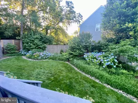1737 Chain Bridge Rd, Mclean, VA 22102 photo 33