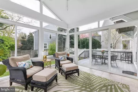 1737 Chain Bridge Rd, Mclean, VA 22102 photo 15