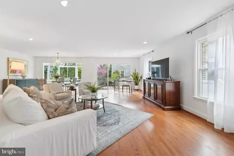 1737 Chain Bridge Rd, Mclean, VA 22102 photo 8