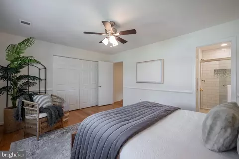 9014 Giltinan Ct, Springfield, VA 22153 photo 16