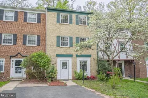 14807 Maidstone Ct, Centreville, VA 20120