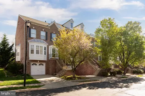 13137 Ashnut Ln, Herndon, VA 20171 photo 7