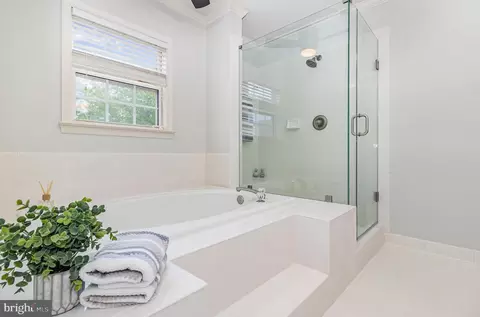 13137 Ashnut Ln, Herndon, VA 20171 photo 45