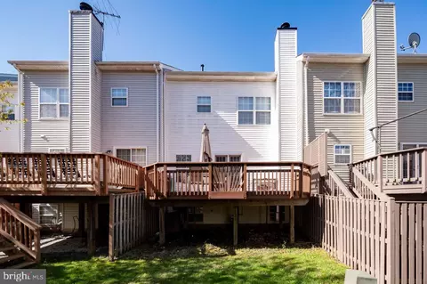13137 Ashnut Ln, Herndon, VA 20171 photo 5