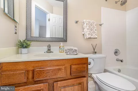 13137 Ashnut Ln, Herndon, VA 20171 photo 40
