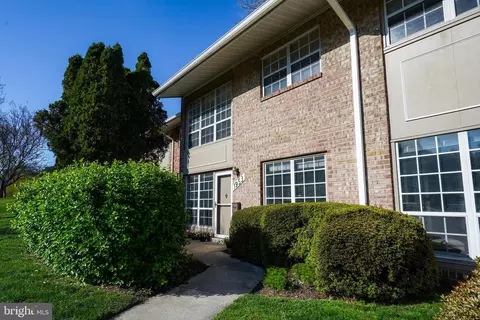 1953 Kennedy Dr, Mclean, VA 22102