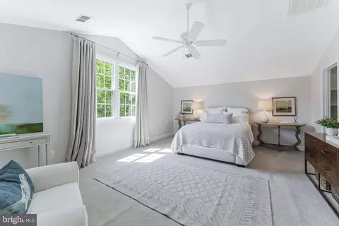 Bedroom - 1448 Ingleside Ave, Mclean, VA 22101 photo 2 of 7