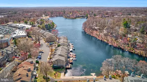 1921 Lakeport Way, Reston, VA 20191