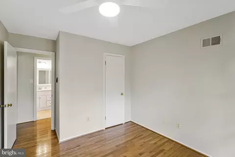 6719 Pine Creek Ct, Mclean, VA 22101 photo 39