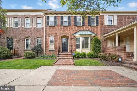 6647 Madison Mclean Dr, Mclean, VA 22101 photo 2