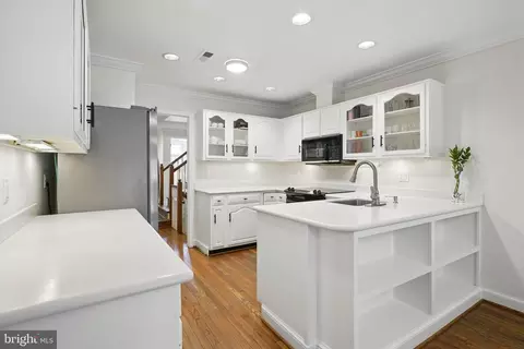 6647 Madison Mclean Dr, Mclean, VA 22101 photo 12