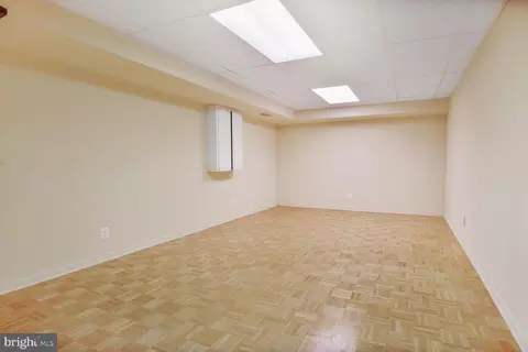 5446 Mount Corcoran Pl, Burke, VA 22015 photo 30