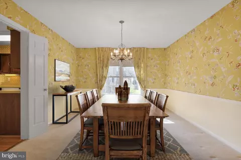 5446 Mount Corcoran Pl, Burke, VA 22015 photo 6