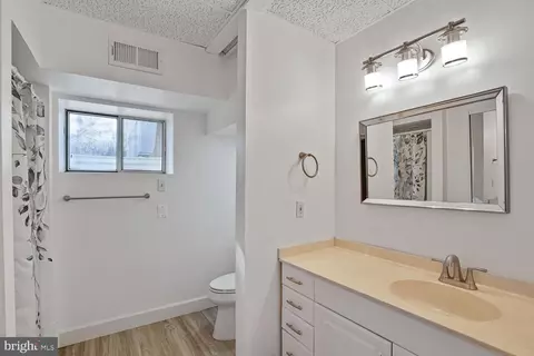 6524 Robin Rd, Springfield, VA 22150 photo 31