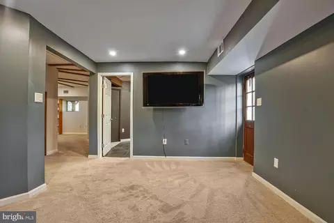 6524 Robin Rd, Springfield, VA 22150 photo 30