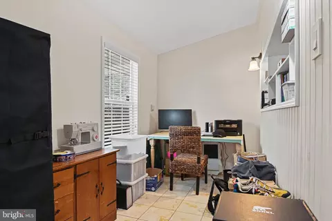 8704 Parliament Dr, Springfield, VA 22151 photo 25
