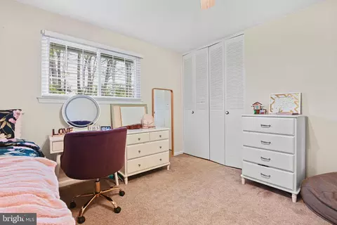 8704 Parliament Dr, Springfield, VA 22151 photo 33