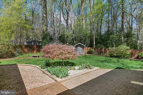 8704 Parliament Dr, Springfield, VA 22151 photo 40