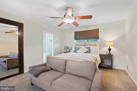 8704 Parliament Dr, Springfield, VA 22151 photo 27