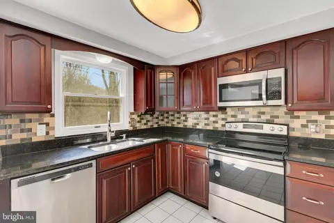 7567 Cloud Ct, Springfield, VA 22153 photo 11