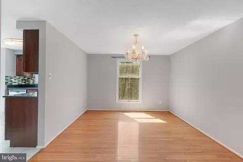 7567 Cloud Ct, Springfield, VA 22153 photo 9