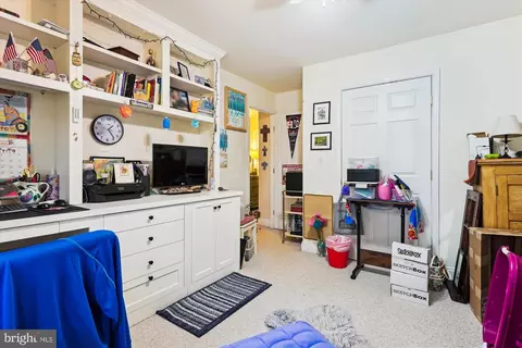 7917 Treeside Ct, Springfield, VA 22152 photo 24