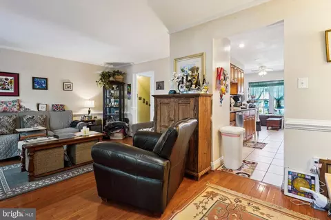 7917 Treeside Ct, Springfield, VA 22152 photo 8