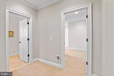 Entry Way - 6535 Fairlawn Dr, Mclean, VA 22101 photo 7 of 7
