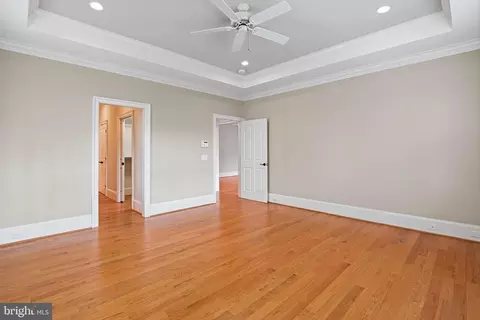 Bedroom - 6535 Fairlawn Dr, Mclean, VA 22101 photo 2 of 13
