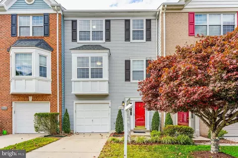 6016 Lands End Ln, Alexandria, VA 22315