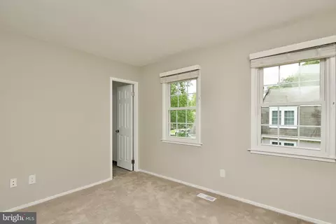 7726 Matisse Way, Springfield, VA 22153 photo 25