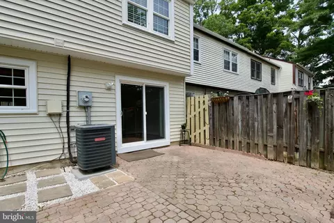 7726 Matisse Way, Springfield, VA 22153 photo 30