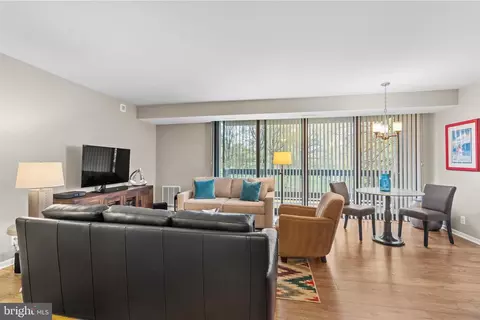 5505 Seminary Rd #114N, Falls Church, VA 22041
