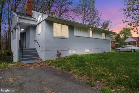 3252 Brandy Ct, Falls Church, VA 22042