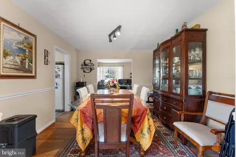 8610 Clydesdale Rd, Springfield, VA 22151 photo 8